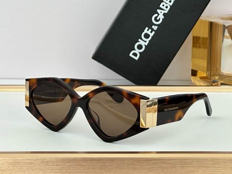 D&G Sunglasses 300